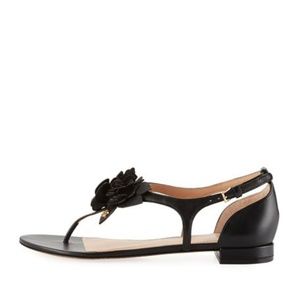NWT Tory Burch Flat Blossom Sandals